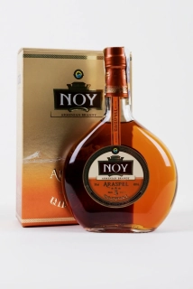 NOY Araspel 3* 40% 0,5l (karton)
